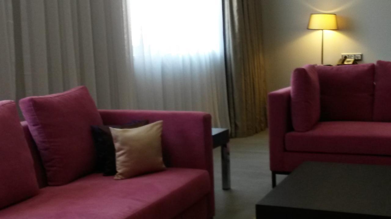 Radisson Blu Hotel, Abidjan Airport Exterior foto